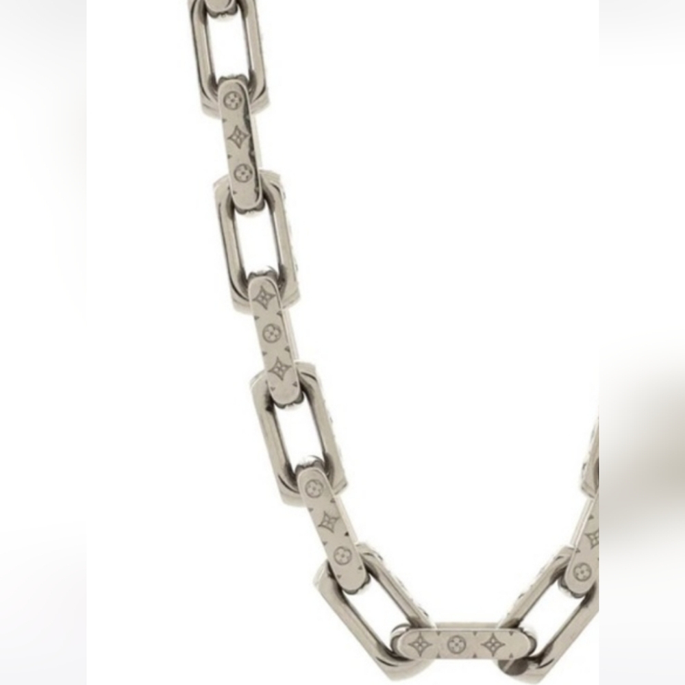 Louis Vuitton monogram silver necklace - Picture 5 of 5
